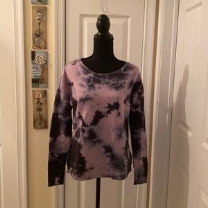 Tie-dye sweat shirt.